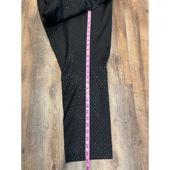 Worthington Woman, Size 14 Black Geometric Slim Fit cropped dress pant. - Picture 9 of 10